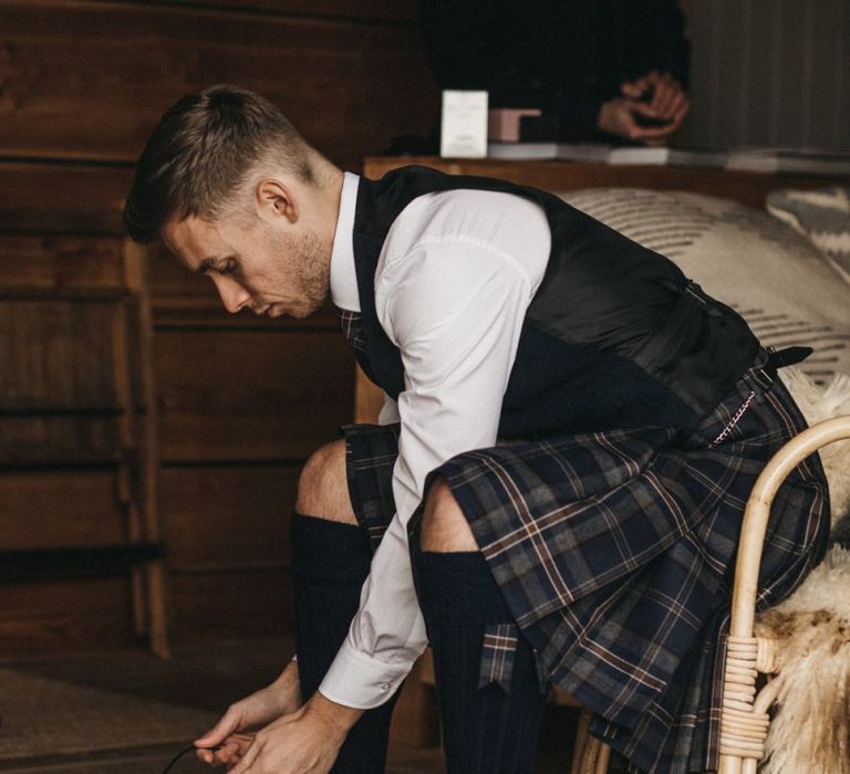 Groom preparations at Guardswell Farm