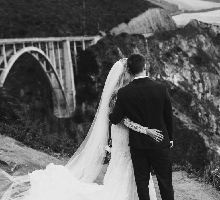 black and white bride and groom portrait by Ariele Chapman Photography