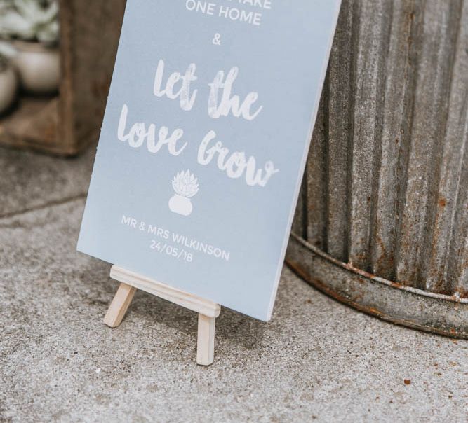 Grey Let The Love Grow Wedding Sign for Succulent Wedding Favours