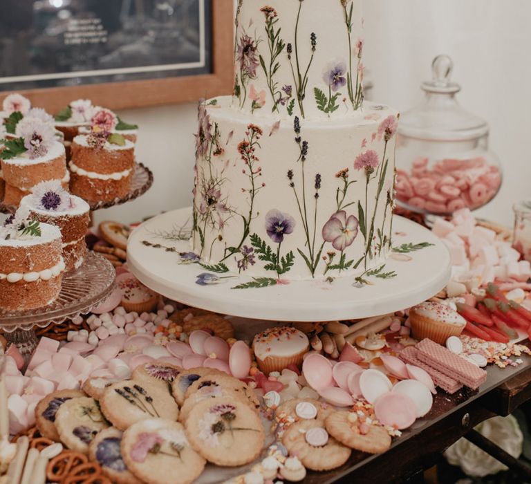 Pressed flower wedding cake