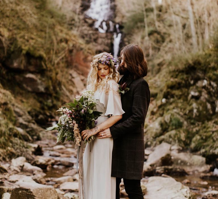 Natural Woodland Highland Bride Inspiration at Loch Lomond, Scotland | ASOS Batwing Dress | Oversized Bridal Bouquet | Lyndsey Anne Photography