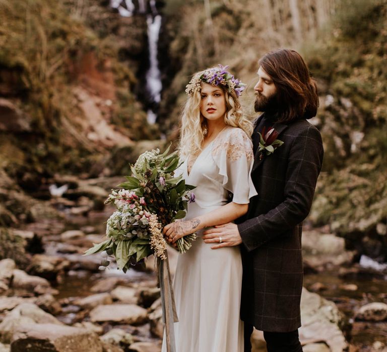 Natural Woodland Highland Bride Inspiration at Loch Lomond, Scotland | ASOS Batwing Dress | Oversized Bridal Bouquet | Lyndsey Anne Photography