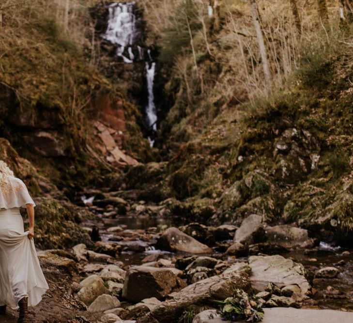 Natural Woodland Highland Bride Inspiration at Loch Lomond, Scotland | ASOS Batwing Dress | Oversized Bridal Bouquet | Lyndsey Anne Photography