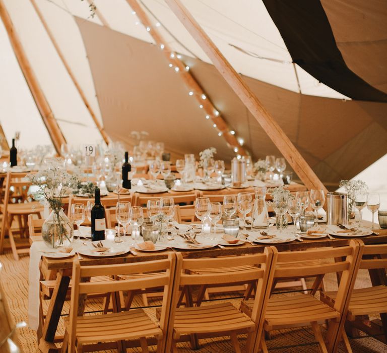 Rustic Tipi Wedding | Holkham Hall Norfolk Wedding Venue | How to Theme Your Wedding to Compliment Your Wedding Venue  | Tori Hancock Photography