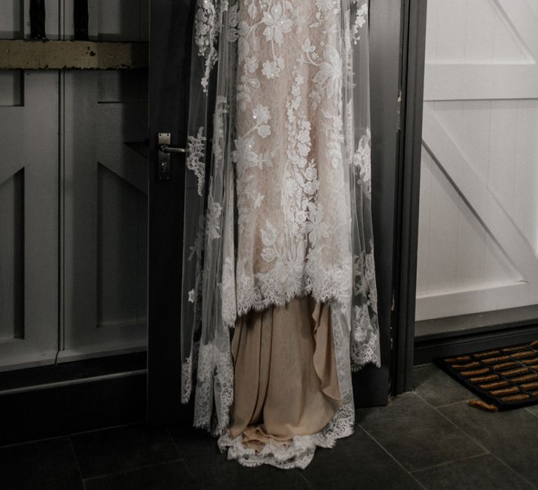 Lace Pronovias wedding dress with long sleeves