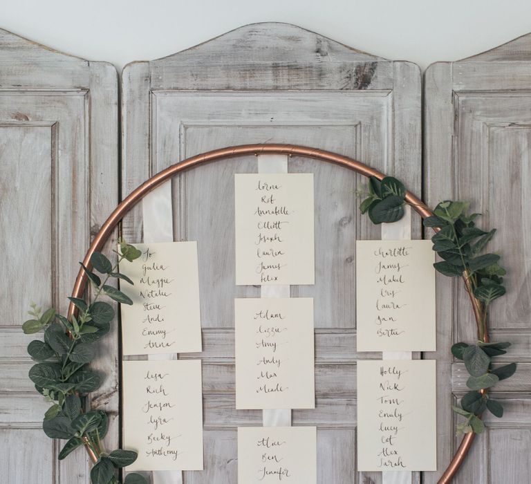 Hula Hoop Table Plan DIY | Ideas for a Copper Colour Scheme Wedding | Copper, Green and Ivory Wedding Decor