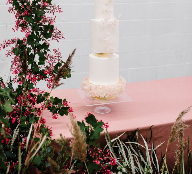 Elegant Wedding Cake with Round and Square Layers