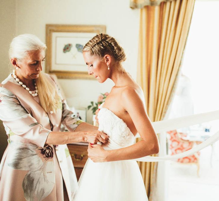 Bride Getting Ready on the Wedding Morning in a Halfpenny London Wedding Dress