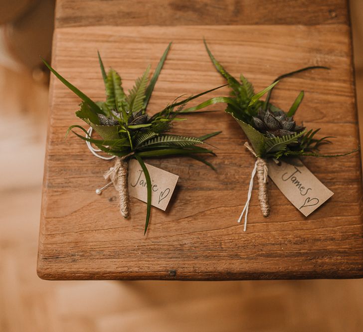 Foliage Buttonholes For Grooms / Image By Lianne Gray Photography