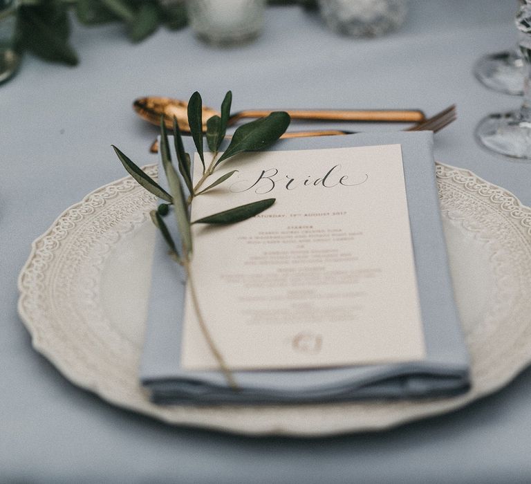 Table Setting | Wedding Breakfast Menu | Grey Napkin | Gold Cutlery | Grey Tablecloth | Stunning Syon Park Wedding with Quill Stationery Suite | Nancy Ebert Photography