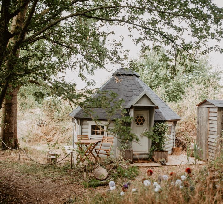 Hut | Macramé &amp; Dreamcatcher Woodland Wedding at Upthorpe Wood | Camilla Andrea Photography