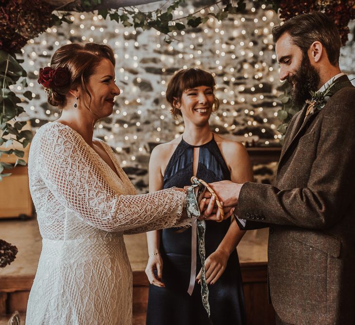 Bride's sister performs hand fasting ceremony