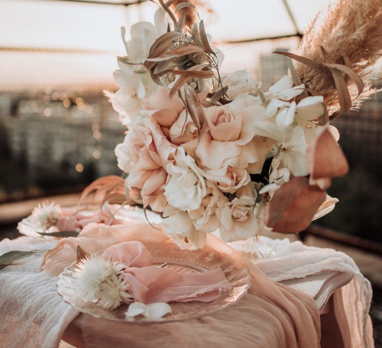 Neutral wedding flowers and decor by Pixy With Love