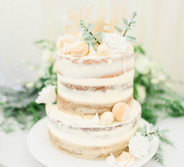 Semi naked Wedding Cake with Macaroons &amp; Gold Cake Topper