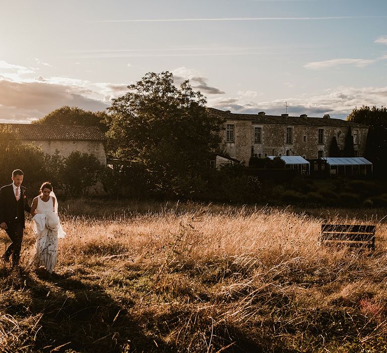 Bride and groom at Chateau Rigaud