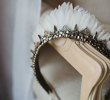 Feather Headdress For Stylish Wedding