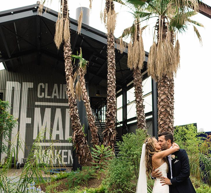 London Wedding Venue For 300 People Trinity Buoy Wharf With Bride In Suzanne Neville And Images From Paul Joseph Photography Film This Modern Revelry