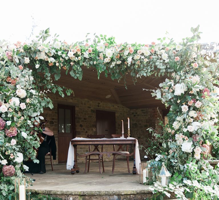 Jenni Bloom Flowers | Cowdray House, West Sussex | Photography by Emma Pilkington | Beattie Bailey planning &amp; Styling | Bride wears Suzanne Neville