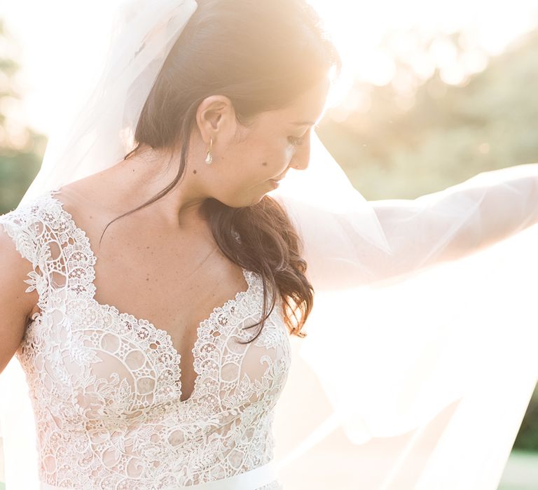 Cowdray House, West Sussex | Photography by Emma Pilkington | Beattie Bailey planning &amp; Styling | Bride wears Suzanne Neville