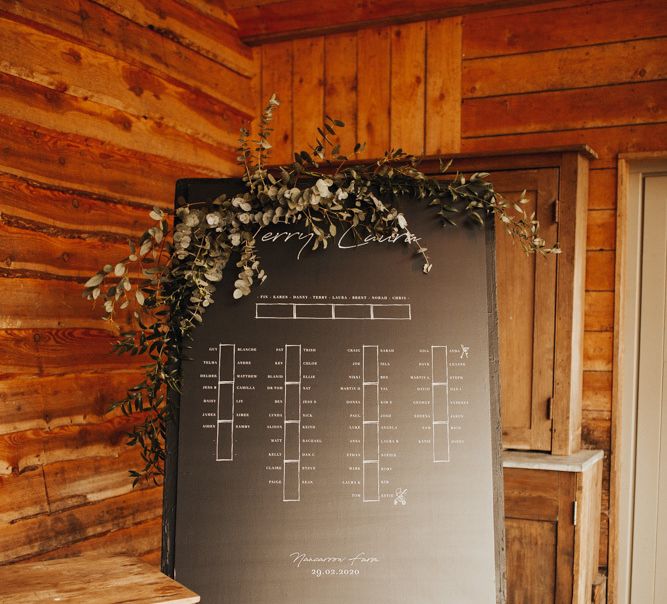 Monochrome wedding seating plan