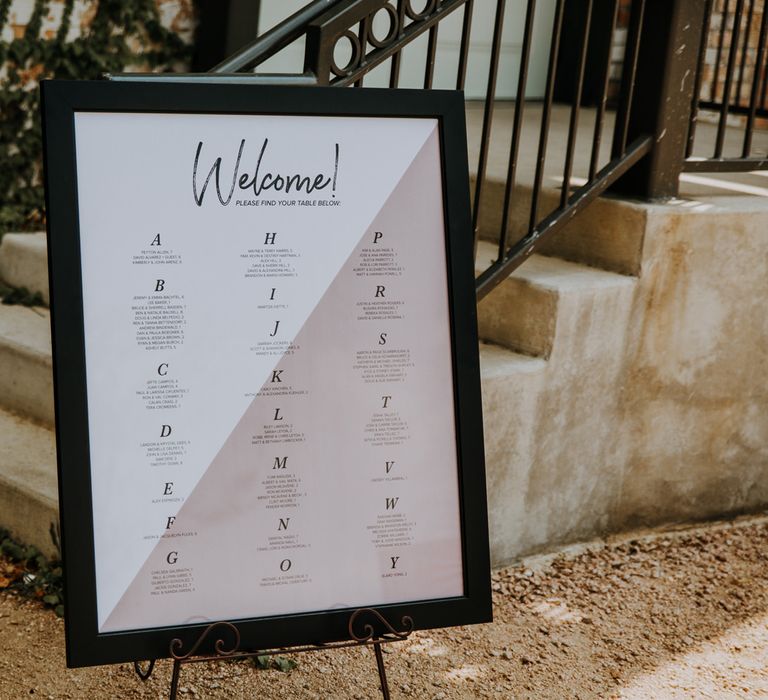 Table Plan | Rifle Paper Co. Trainers for Informal Wedding in Fort Worth, Texas | Paul &amp; Nanda Photography