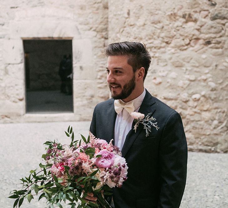 Groom in Black Tie Suit | Blush Bouquet | Luxe Blush Pink Glasshouse Wedding at Cortal Gran, Spain Planned by La Puta Suegra  | Sara Lobla Photography