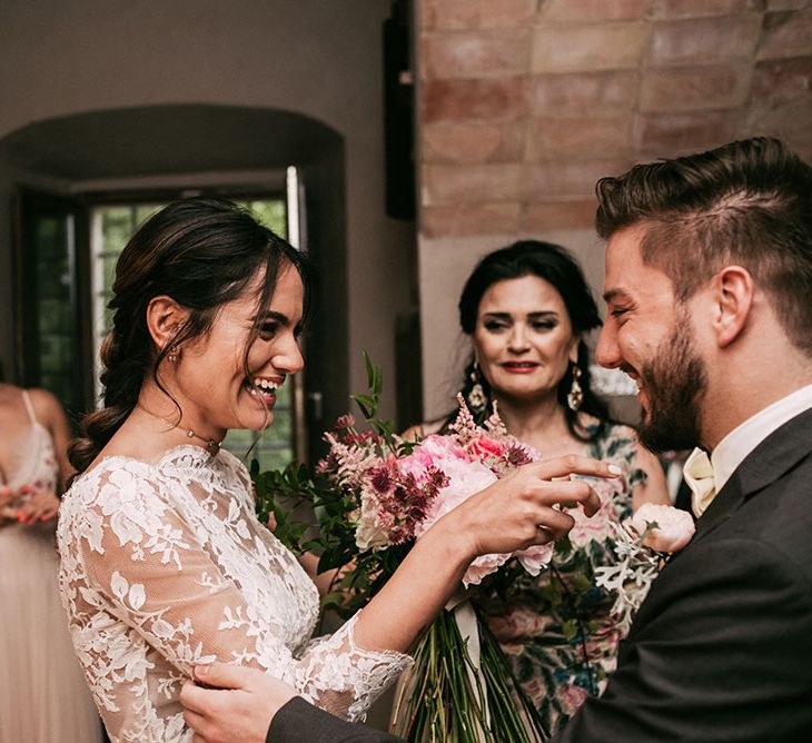 First Look | Luxe Blush Pink Glasshouse Wedding at Cortal Gran, Spain Planned by La Puta Suegra  | Sara Lobla Photography