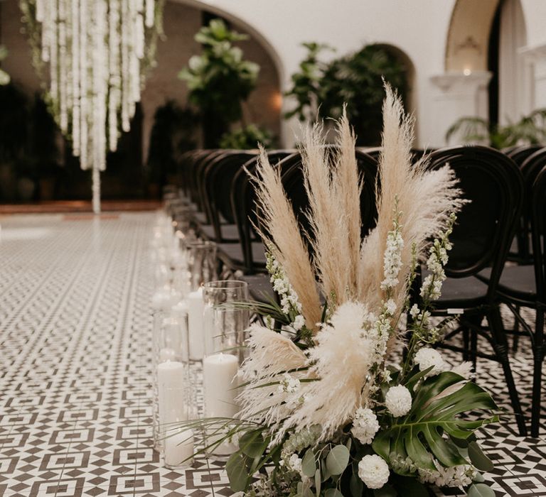 Pampas grass wedding decor for black and white colour scheme wedding