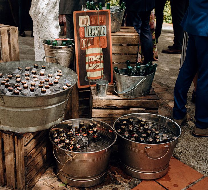 Reception Drinks in Buckets | Malaga Destination Wedding | Sara Lobla Photography | Un Par de Medias Film