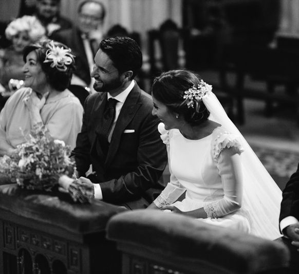 Stylish Wedding Dress with beautiful Back Detail from Beba’s Closet, for a Destination Wedding at Castillo de Viñuelas in Madrid, Spain | Lorena San José Photography