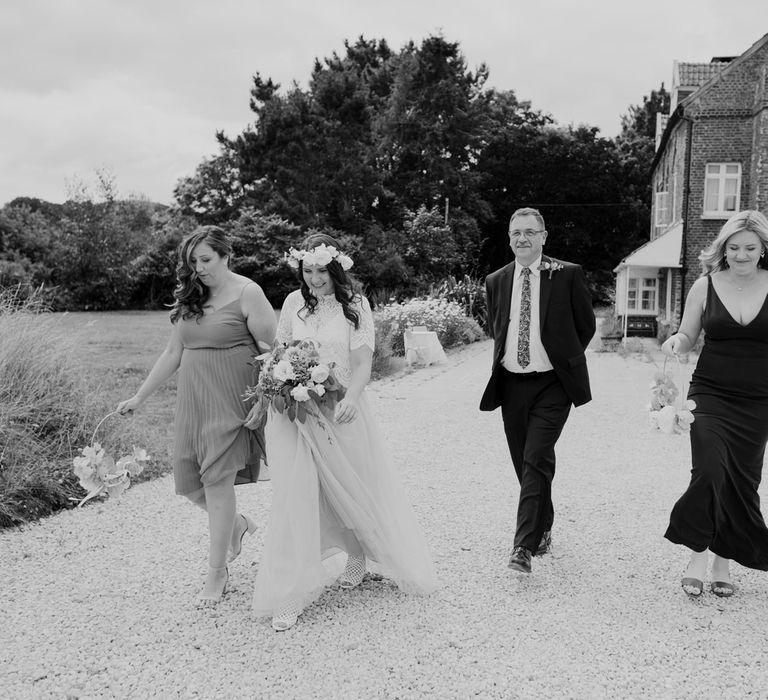 Bridal party portrait by Mimosa Photography