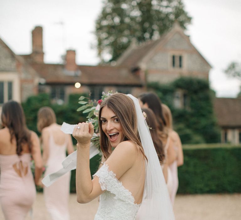 Bridal Party | Bride in Pronovias Wedding Dress | Bridesmaids in Peach Revolve Dresses | Contemporary Elegance Wedding in the Countryside  | M &amp; J Photography | Film by Jacob and Pauline