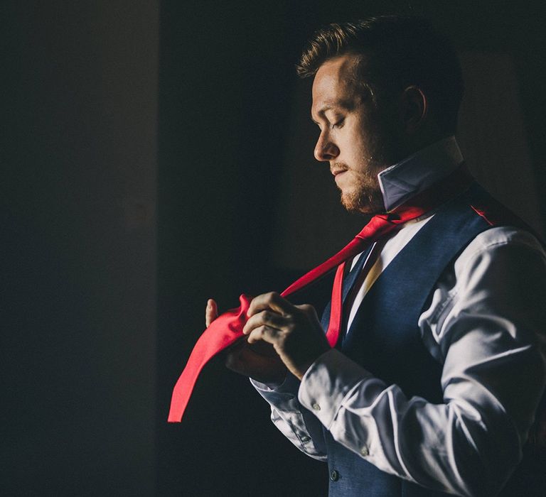 Groom preparations at Villa di Ulignano