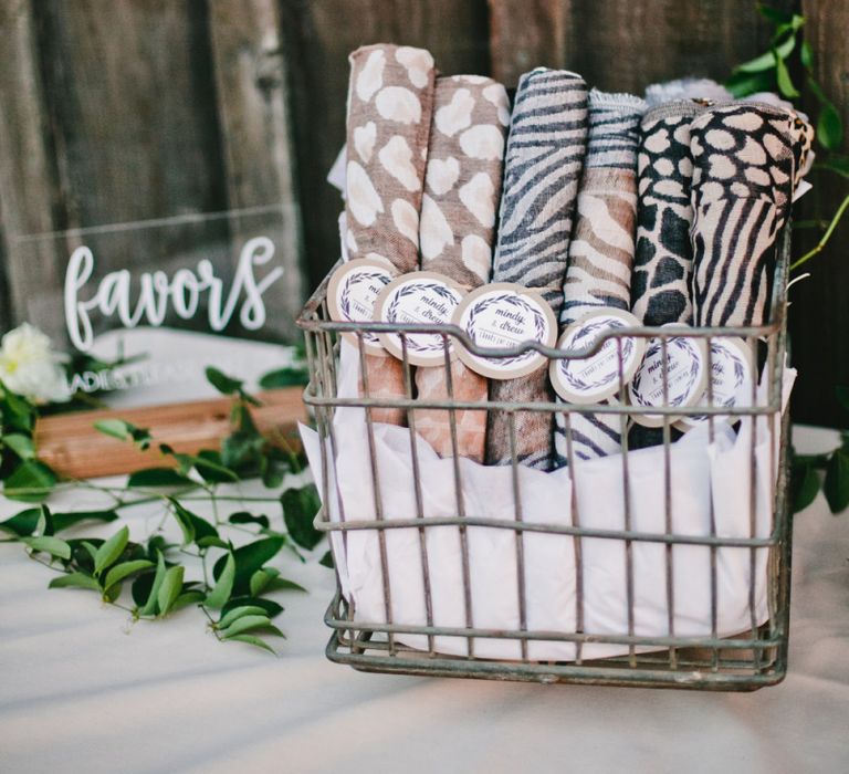 Wrap, Wedding Favours