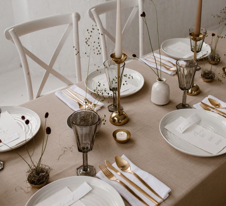 Minimalist Bridal Inspiration Styled By One Stylish Day With Foliage &amp; Dried Flowers // Bridal Wear By Halfpenny London // Images By Agnes Black