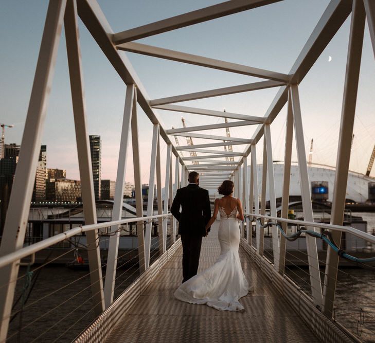 London wedding, Trinity Buoy Wharf. Photography by The Curries.