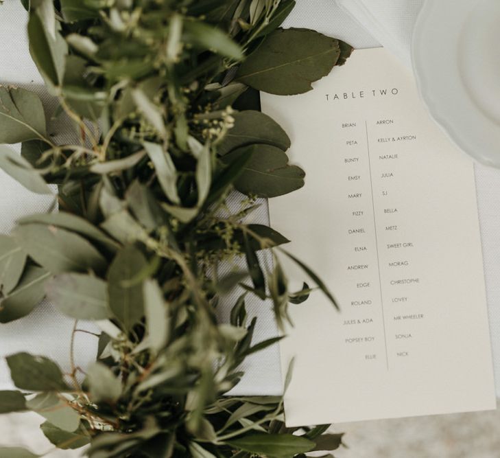 Foliage wedding decor at Masseria Moroseta