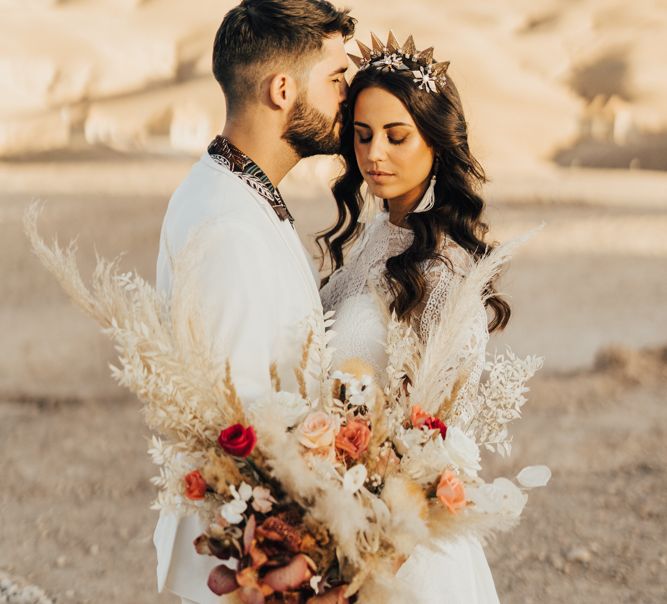 Dried flower and grasses bouquet for boho bride