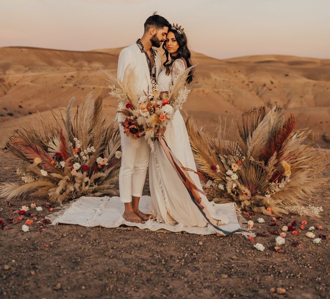 Dried flower and grasses arrangement in neutral and rust tones