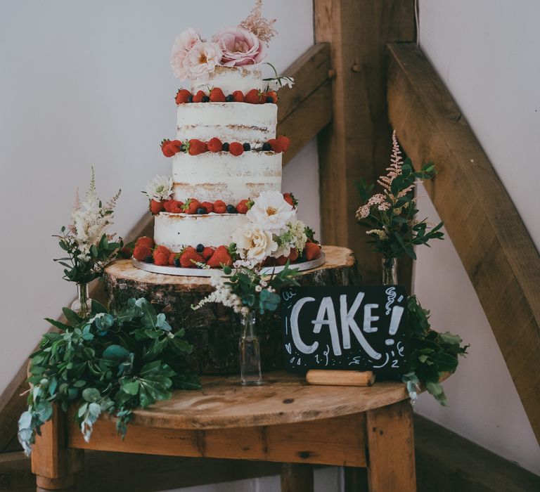 Buttercream Wedding Cake // Image By Ross Talling Photography