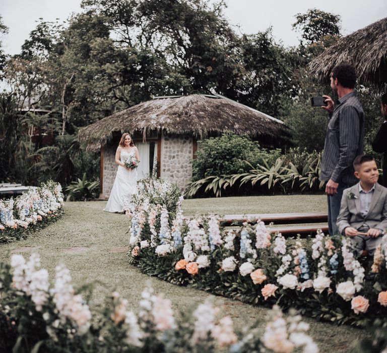 Intimate | Destination Wedding | Ecuador | LH photography