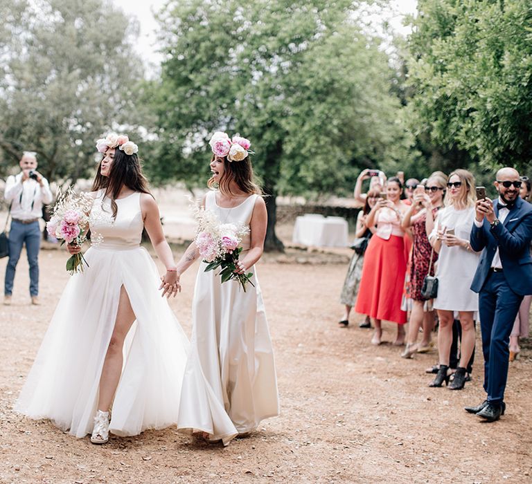 White, Pink &amp; Green Outdoor Spanish Wedding at Binissatí in Mallorca, Spain | Planned by Pasión Eventos | Wedding Dresses by Marta Planella | Marta Kowalska Photography