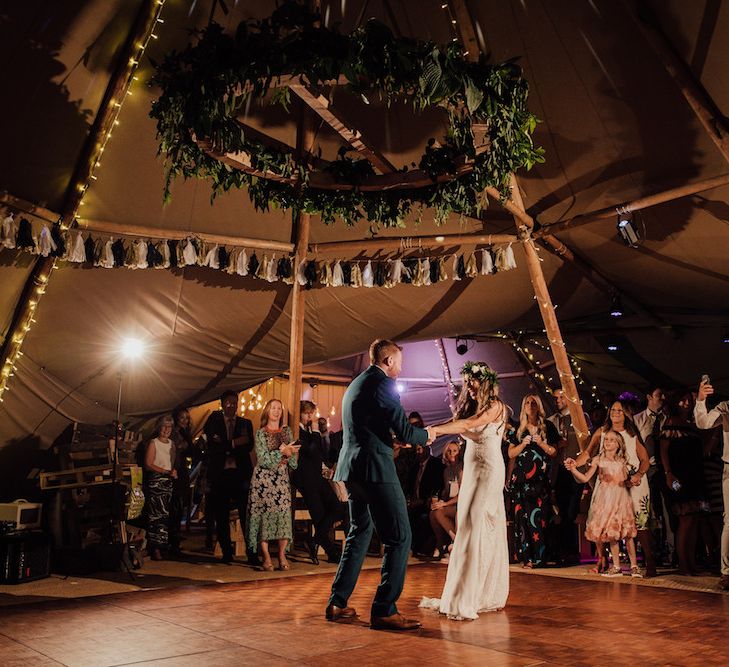 First Dance | Bride in La Sposa Gown from Mirror Mirror Bridal | Groom in Paul Smith Suit | Outdoor Wedding Ceremony &amp; Tipi Reception Planned by Benessamy Events | Red on Blonde Photography