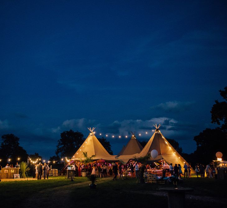 Outdoor Wedding Ceremony &amp; Tipi Reception Planned by Benessamy Events | Red on Blonde Photography