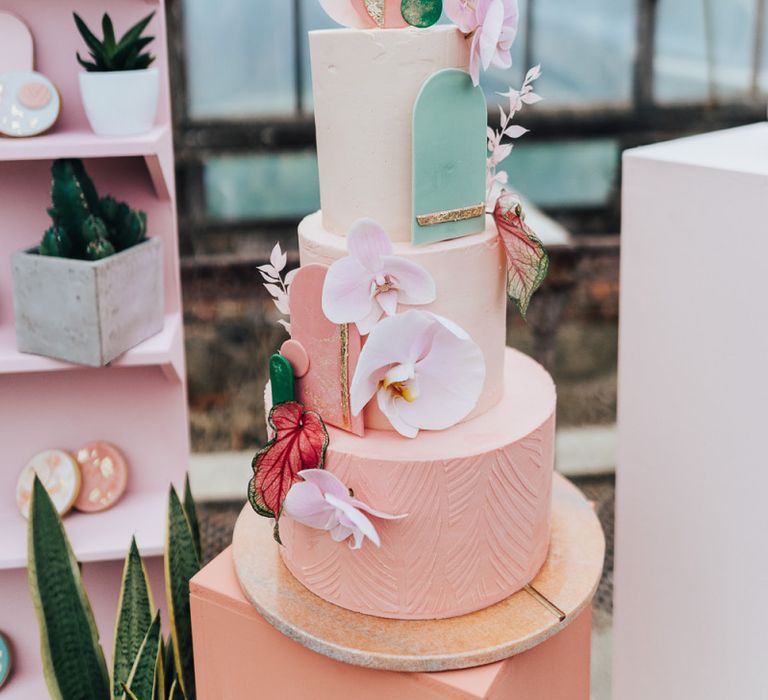 Buttercream wedding cake by Sugarplum Bakes for wedding with pink colour scheme