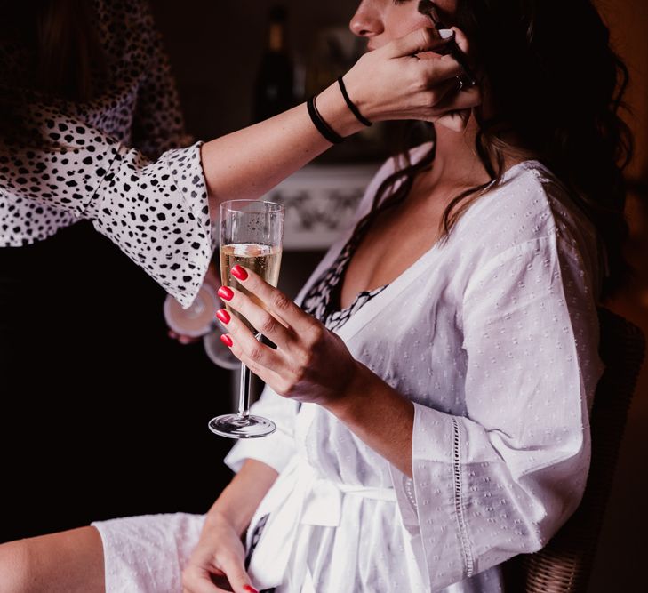 Red Nails For Bride At Wedding