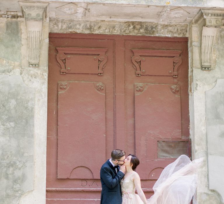 Chateau De Roussan St Remy Provence Wedding Venue With Joanne Flemming Dresses Fine Art Images From Jo Bradbury Photography