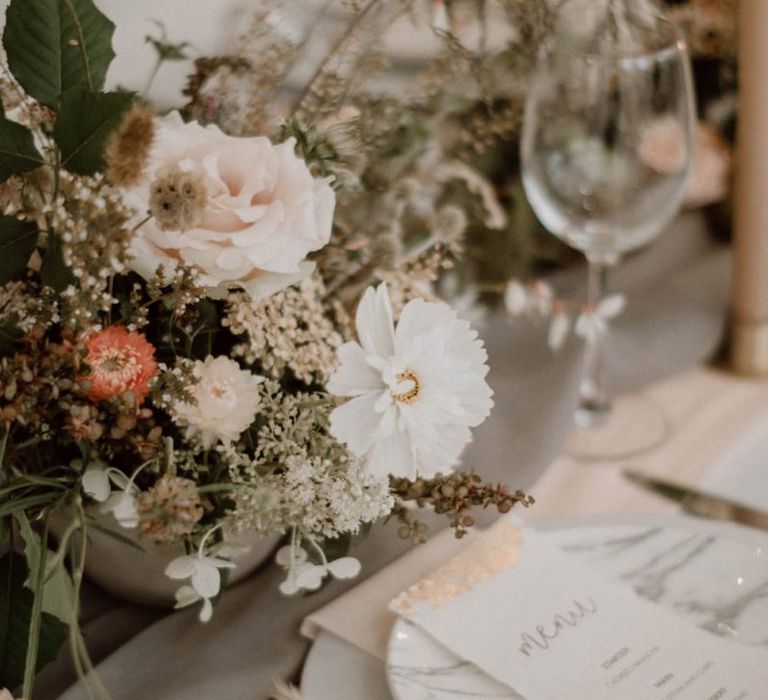 Marble Effect Place Setting and Gold and white Menu Card