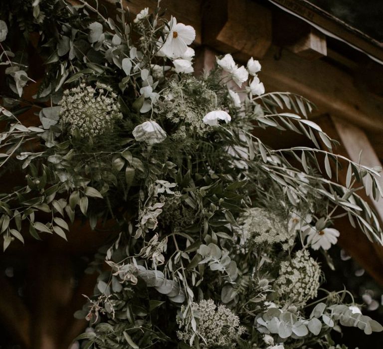 Wedding Flowers and Foliage Decor