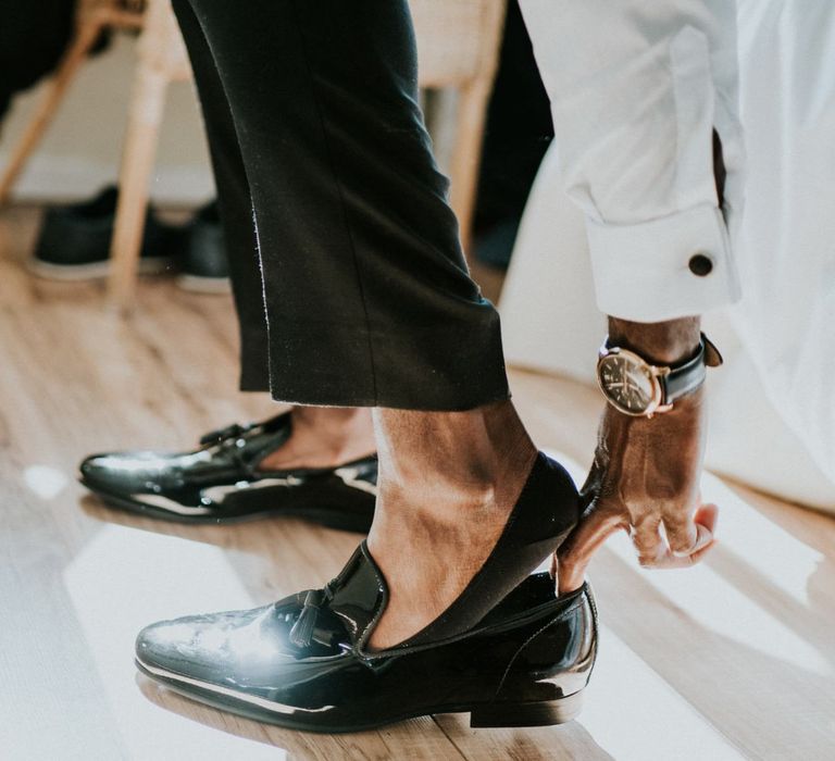 Groom preparations at Northamptonshire wedding venue